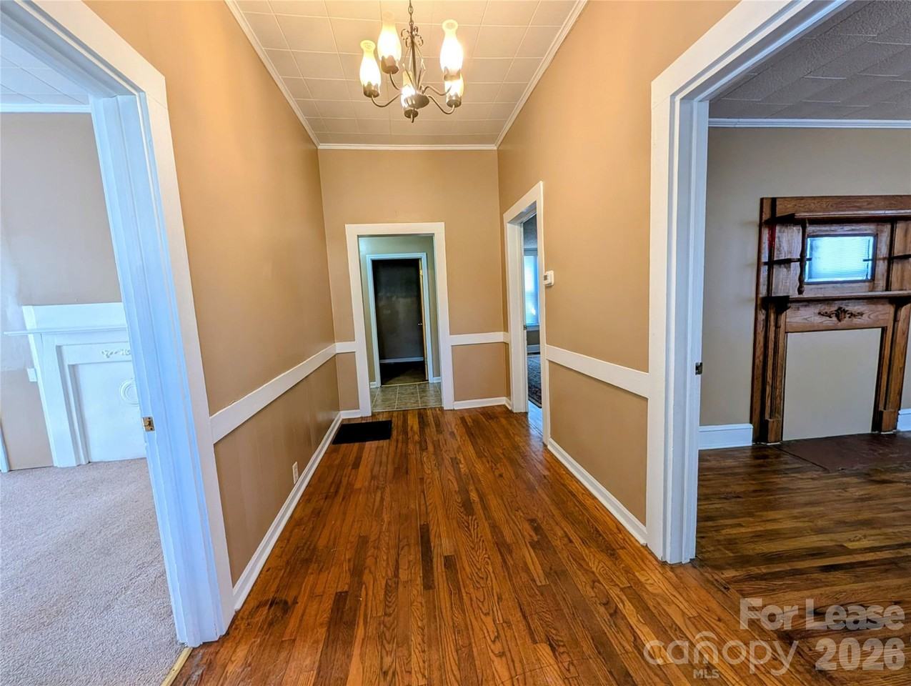 505 N Flint St - Photo 2 of 12