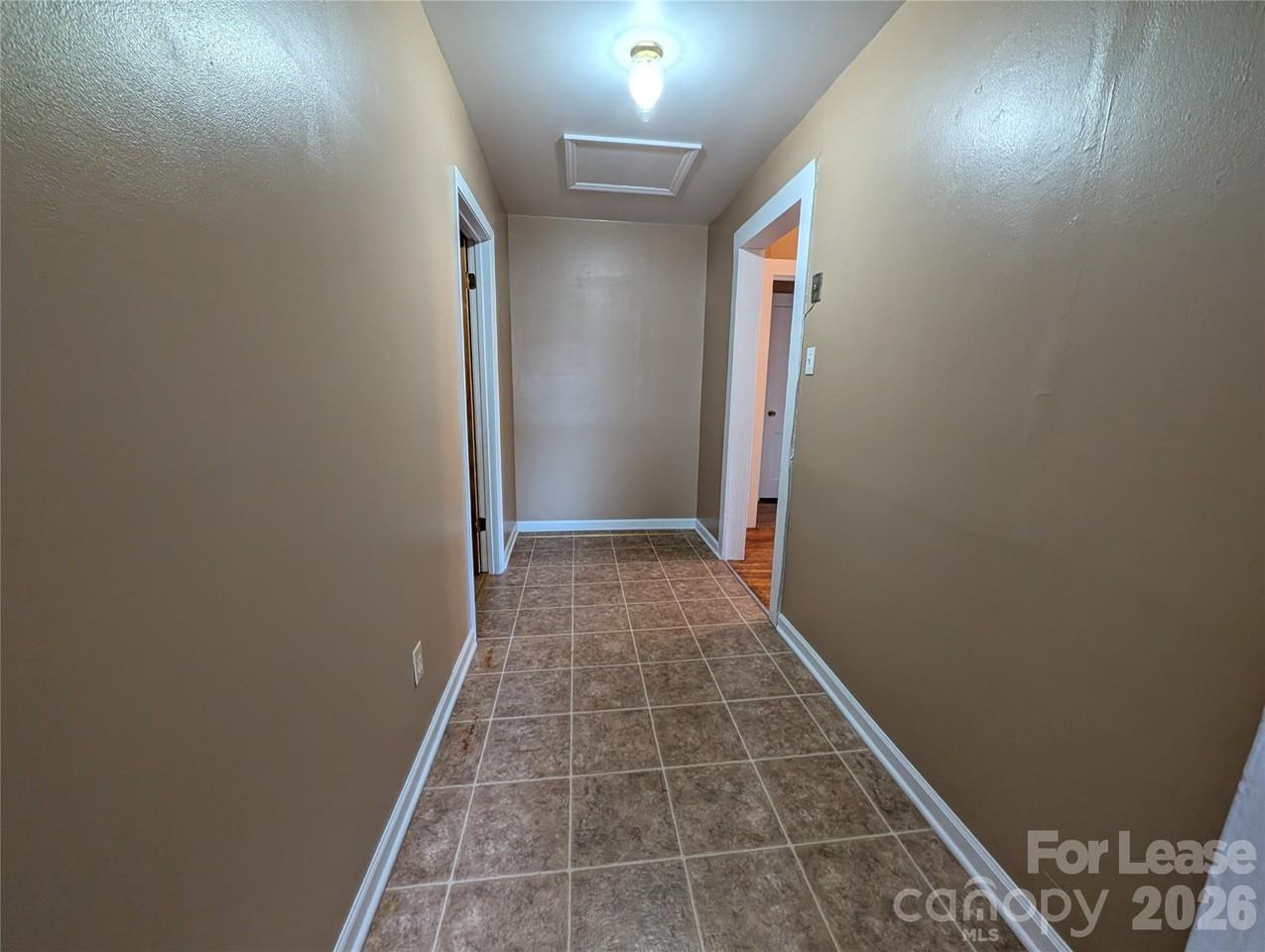 505 N Flint St - Photo 7 of 12