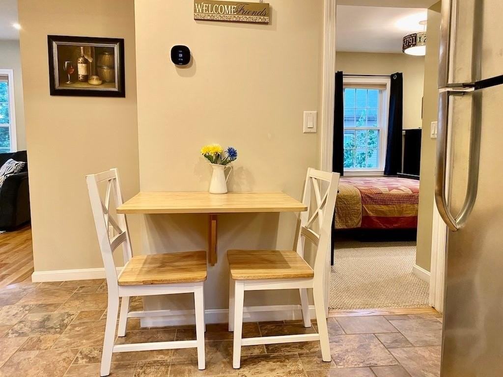 61 Callender Ave Unit 2 - Photo 6 of 25