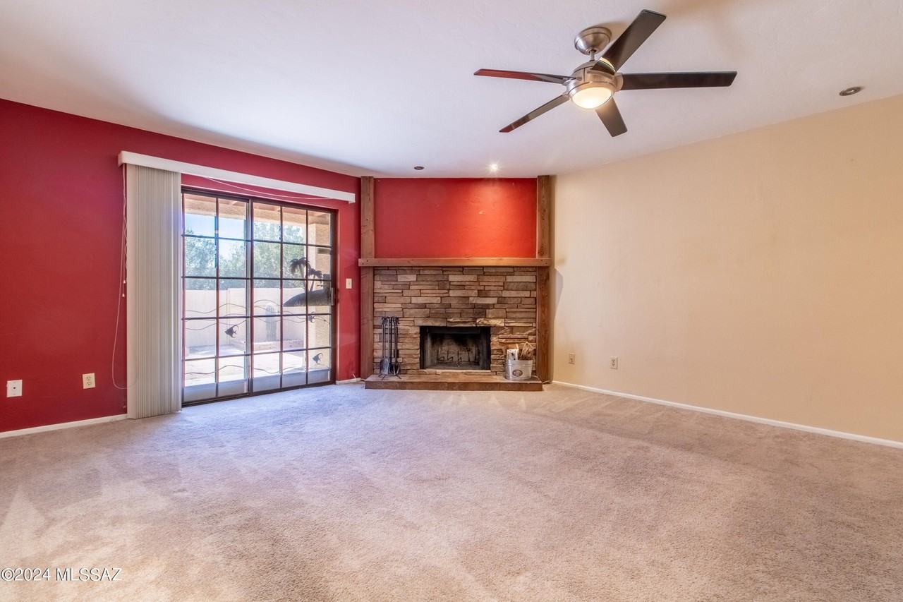 8448 E Corinthian Dr - Photo 5 of 13