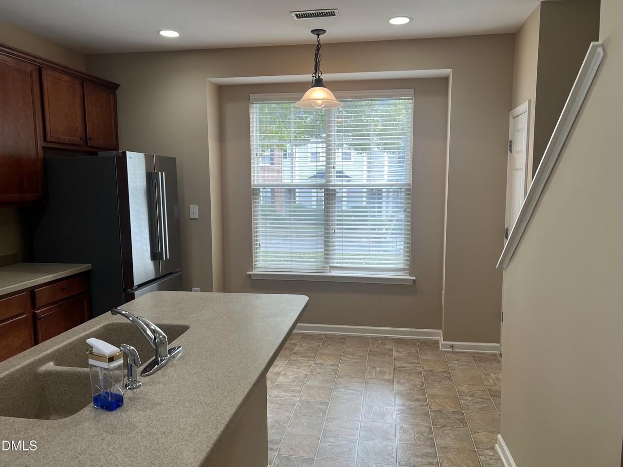 8817 Camden Park Dr - Photo 6 of 19