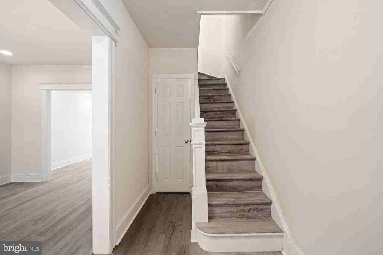 1805 Potomac Ave Se - Photo 6 of 44