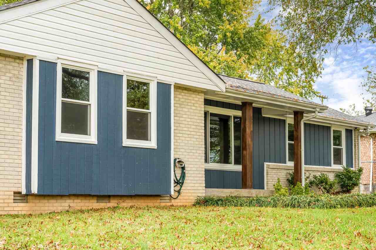 202 Raindrop Ln - Photo 5 of 50