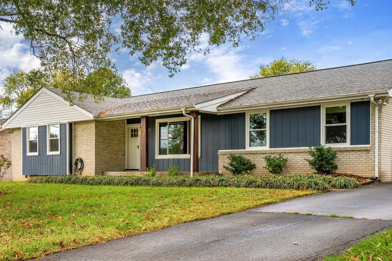 202 Raindrop Ln - Photo 6 of 50