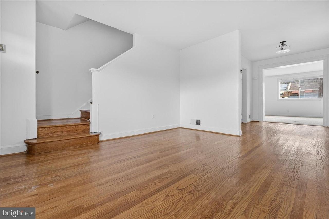 4336 Dubois Pl Se - Photo 5 of 31