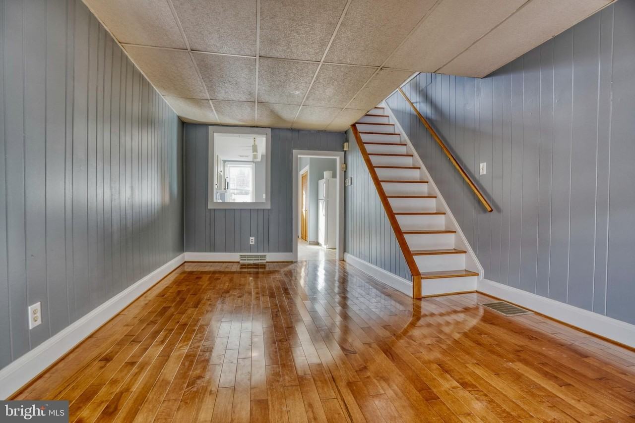 1718 Belt St - Photo 2 of 28