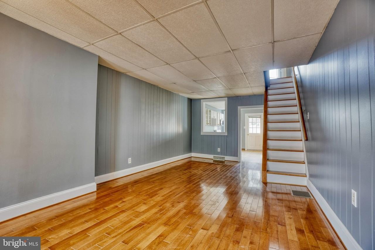 1718 Belt St - Photo 3 of 28