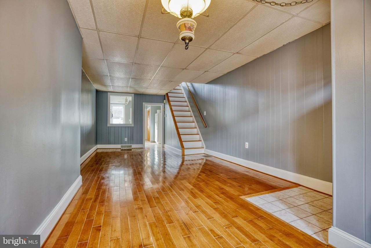 1718 Belt St - Photo 4 of 28