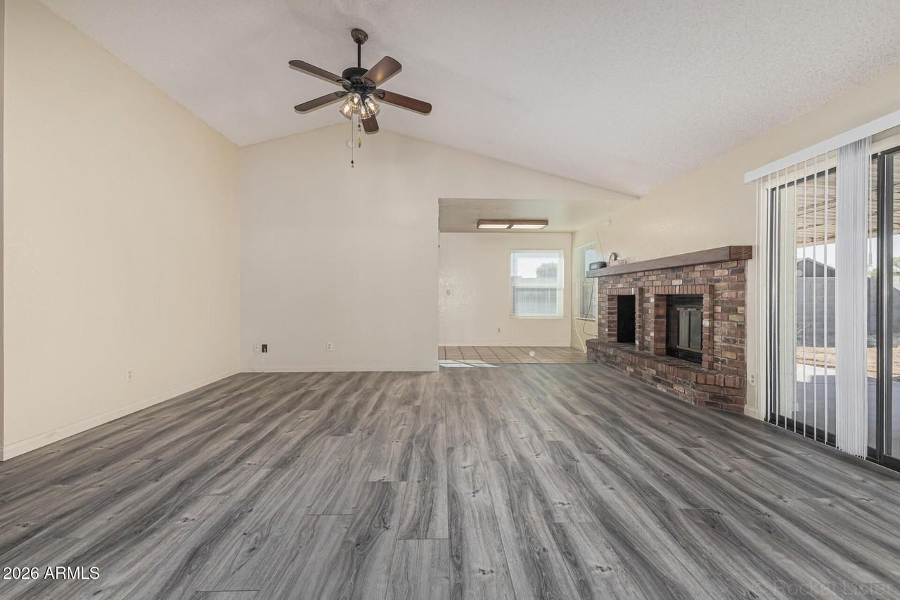 6850 W Cholla St - Photo 4 of 30