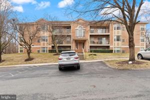featured image of 3506 Back Pointe Ct Unit 3d
