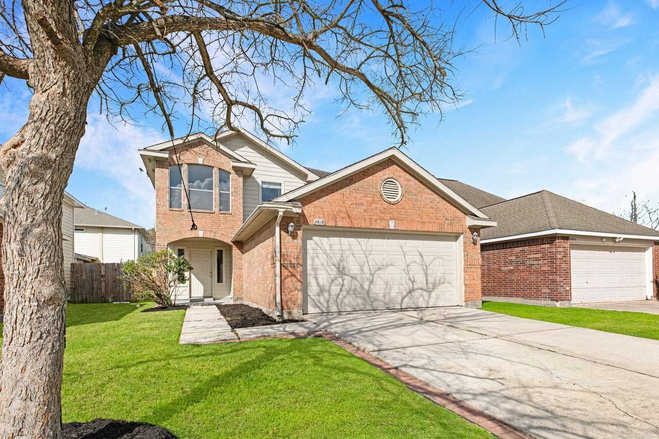 8818 Iron Springs Dr - Photo 2 of 27