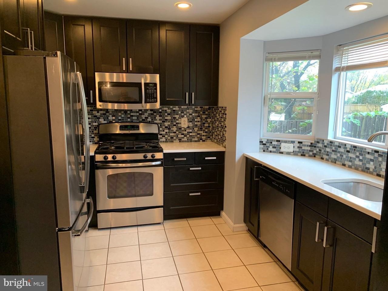 4613 Wissahican Ave - Photo 7 of 28