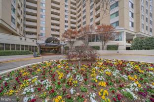 4601 N Park Ave Apt 605e - Photo 1 of 1