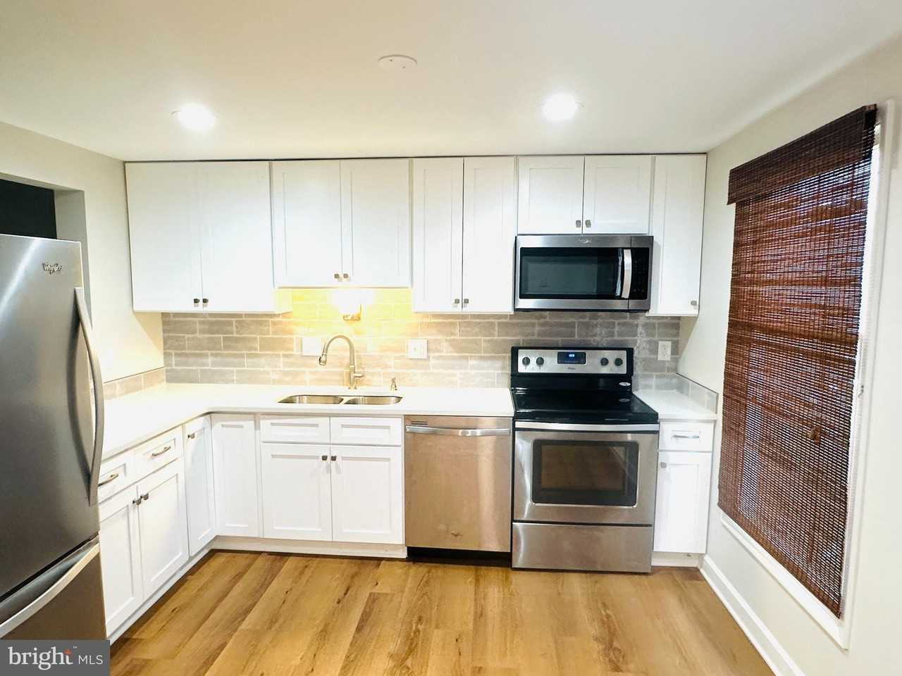 7704 Eagles Head Ct - Photo 3 of 22