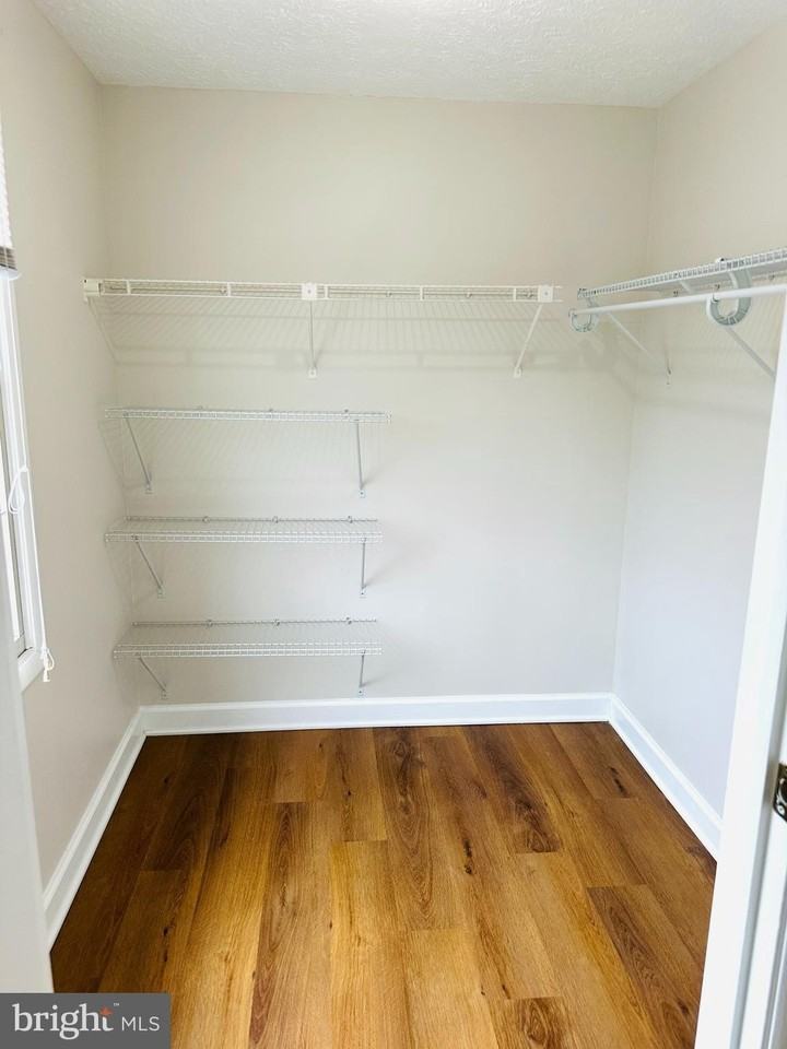 7704 Eagles Head Ct - Photo 7 of 22