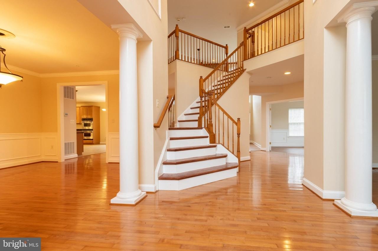 3905 Woodreed Dr - Photo 2 of 36