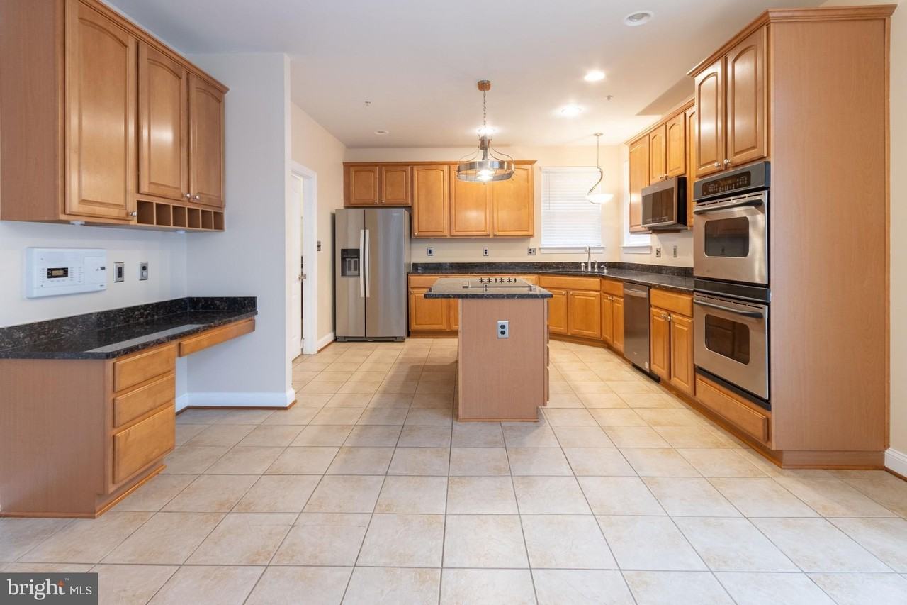 3905 Woodreed Dr - Photo 7 of 36