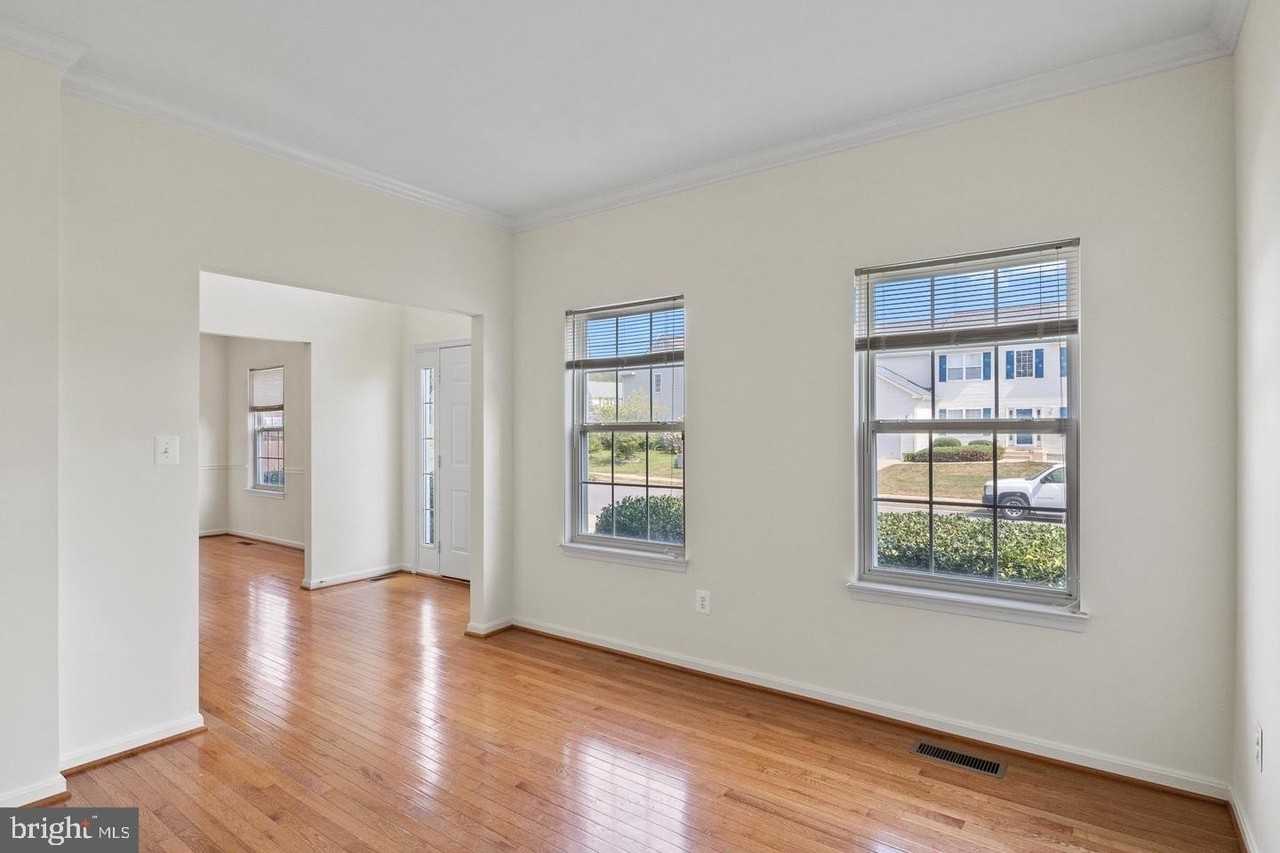 20935 Freedom Run Dr - Photo 3 of 16