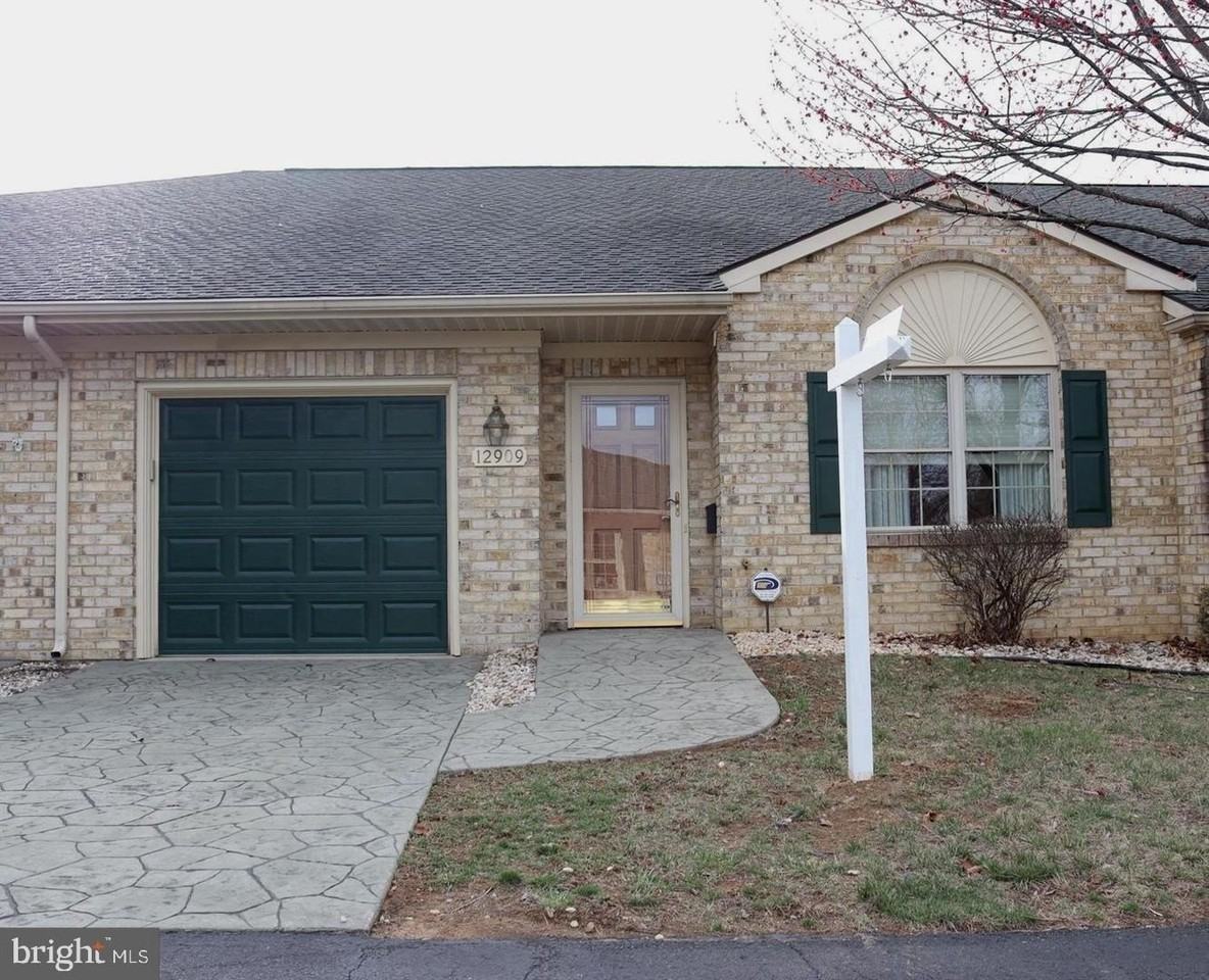 12909 Little Hayden Cir Unit 2 - Photo 2 of 25