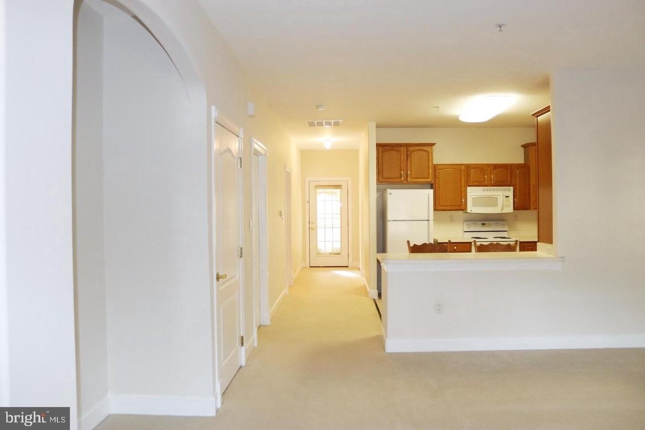 12909 Little Hayden Cir Unit 2 - Photo 4 of 25