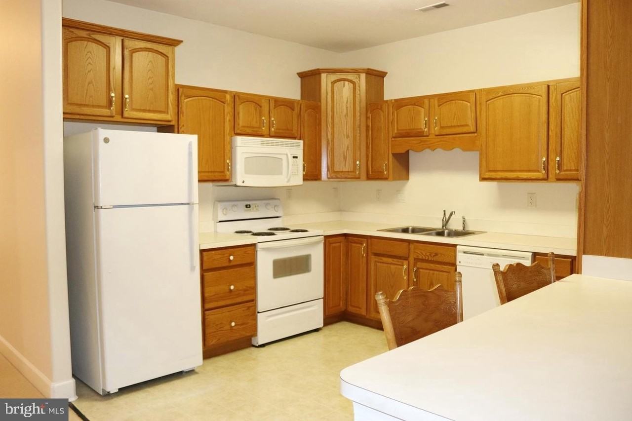 12909 Little Hayden Cir Unit 2 - Photo 5 of 25