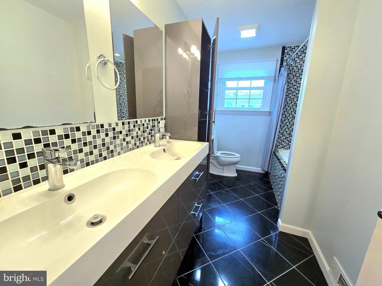 4 Anvil Ct - Photo 6 of 20