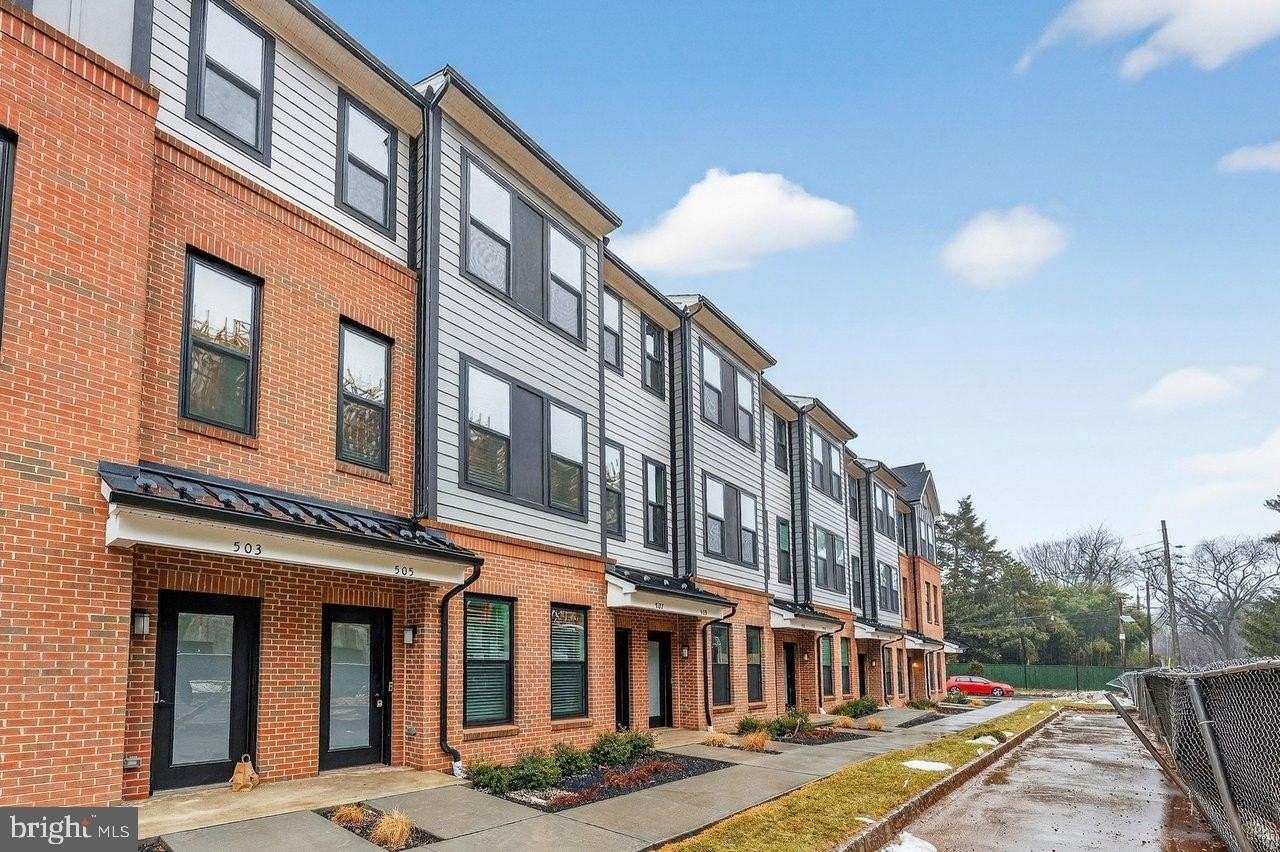 505 Sadie Cir - Photo 2 of 26