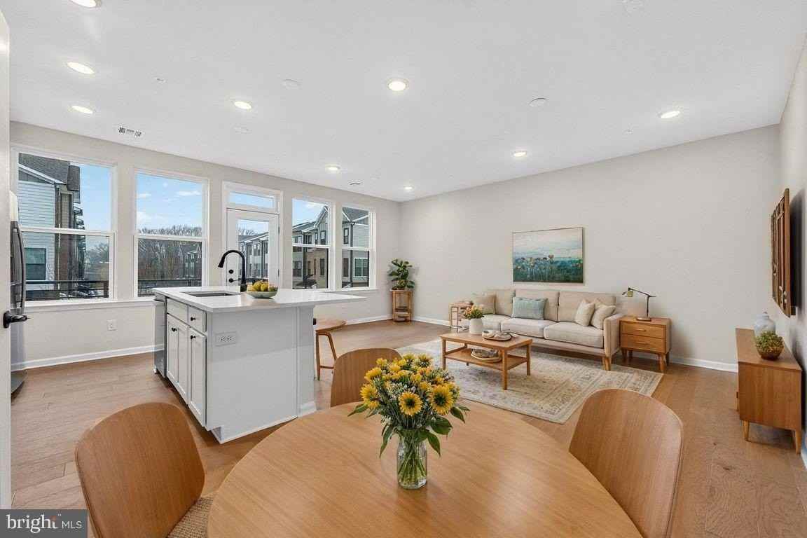 505 Sadie Cir - Photo 5 of 26