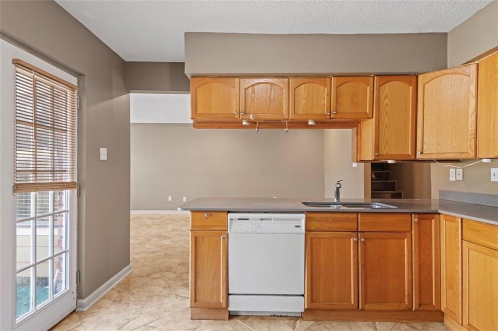 1500 W Esplanade Ave ##35h - Photo 7 of 21