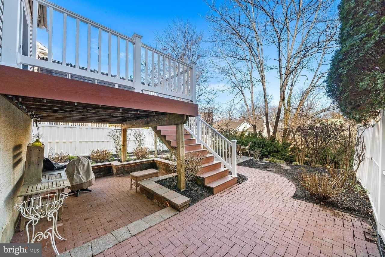 117 W Fifth St - Photo 5 of 35