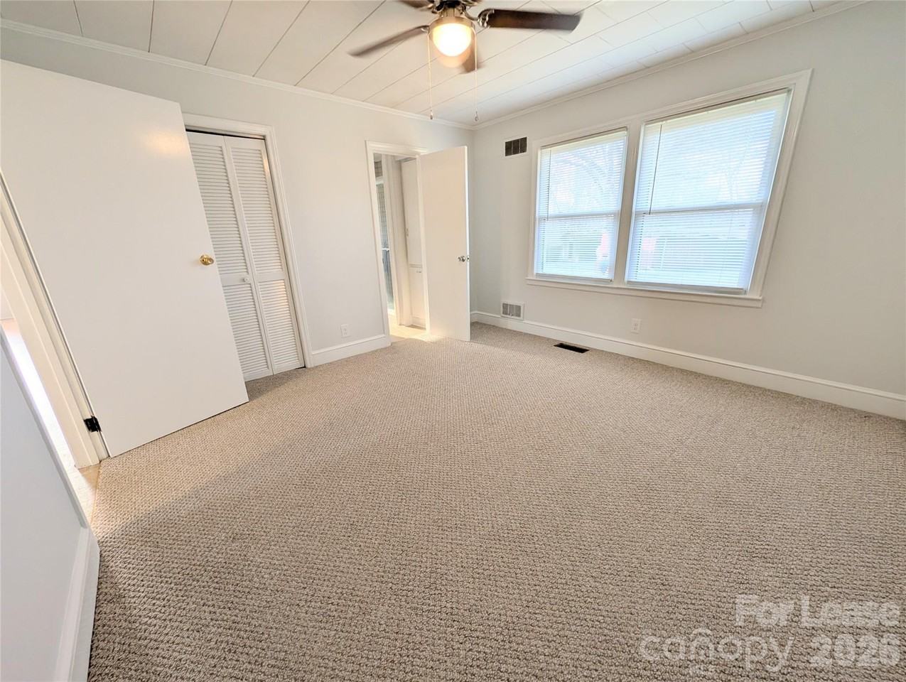 1129 Carpenter Dr - Photo 7 of 16