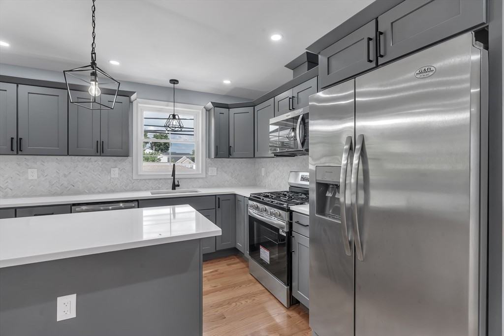 160 Chatham St ##2 - Photo 4 of 21