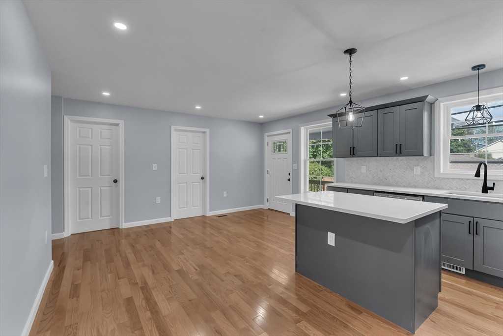 160 Chatham St ##2 - Photo 5 of 21