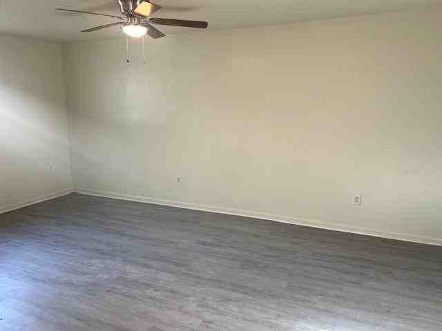 7818 Sand St - Photo 3 of 11