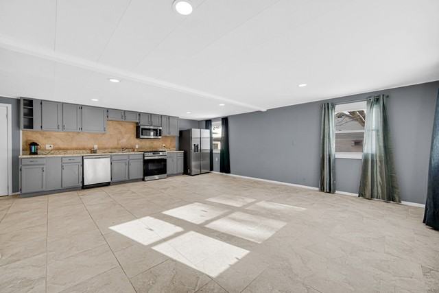 2322 W Loves Ln - Photo 4 of 14