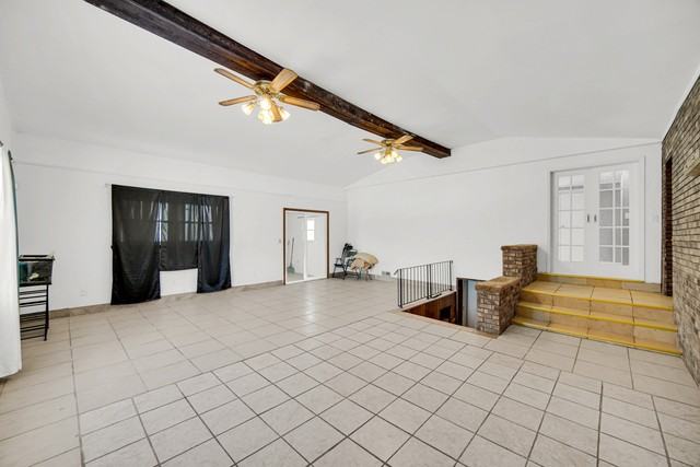 2322 W Loves Ln - Photo 7 of 14