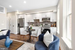 1924 N Front St Unit 307 - Photo 1 of 1