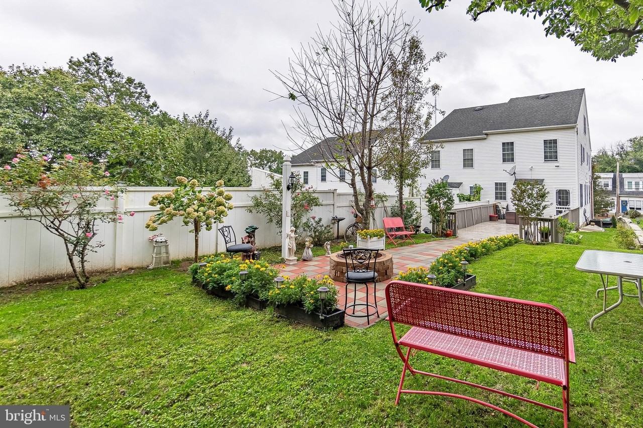 321 Fountain St - Photo 7 of 46