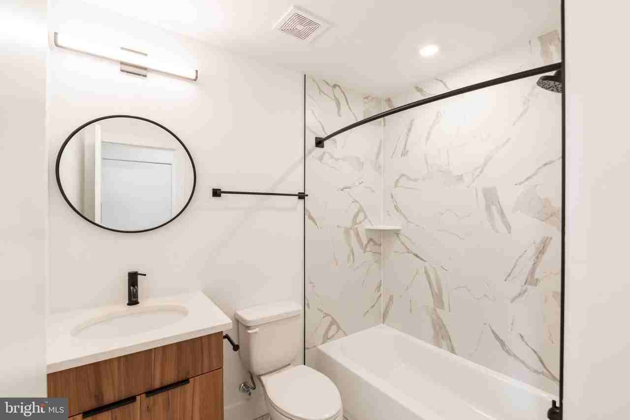 4408 Lancaster Ave Unit 203 - Photo 7 of 15