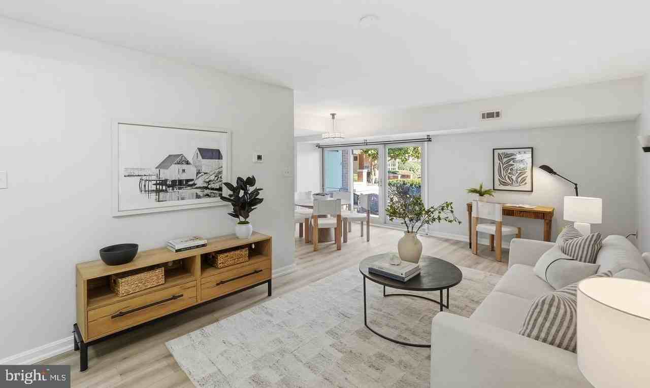 5250 Valley Forge Dr Apt 108 - Photo 4 of 24