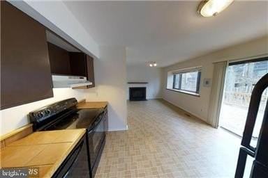 1534 Scandia Cir - Photo 2 of 30