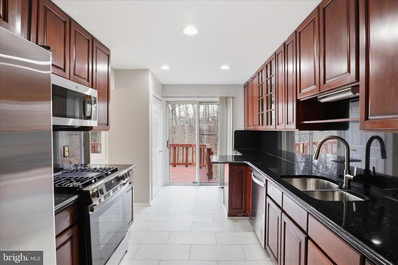 14518 Creek Branch Ct - Photo 7 of 28