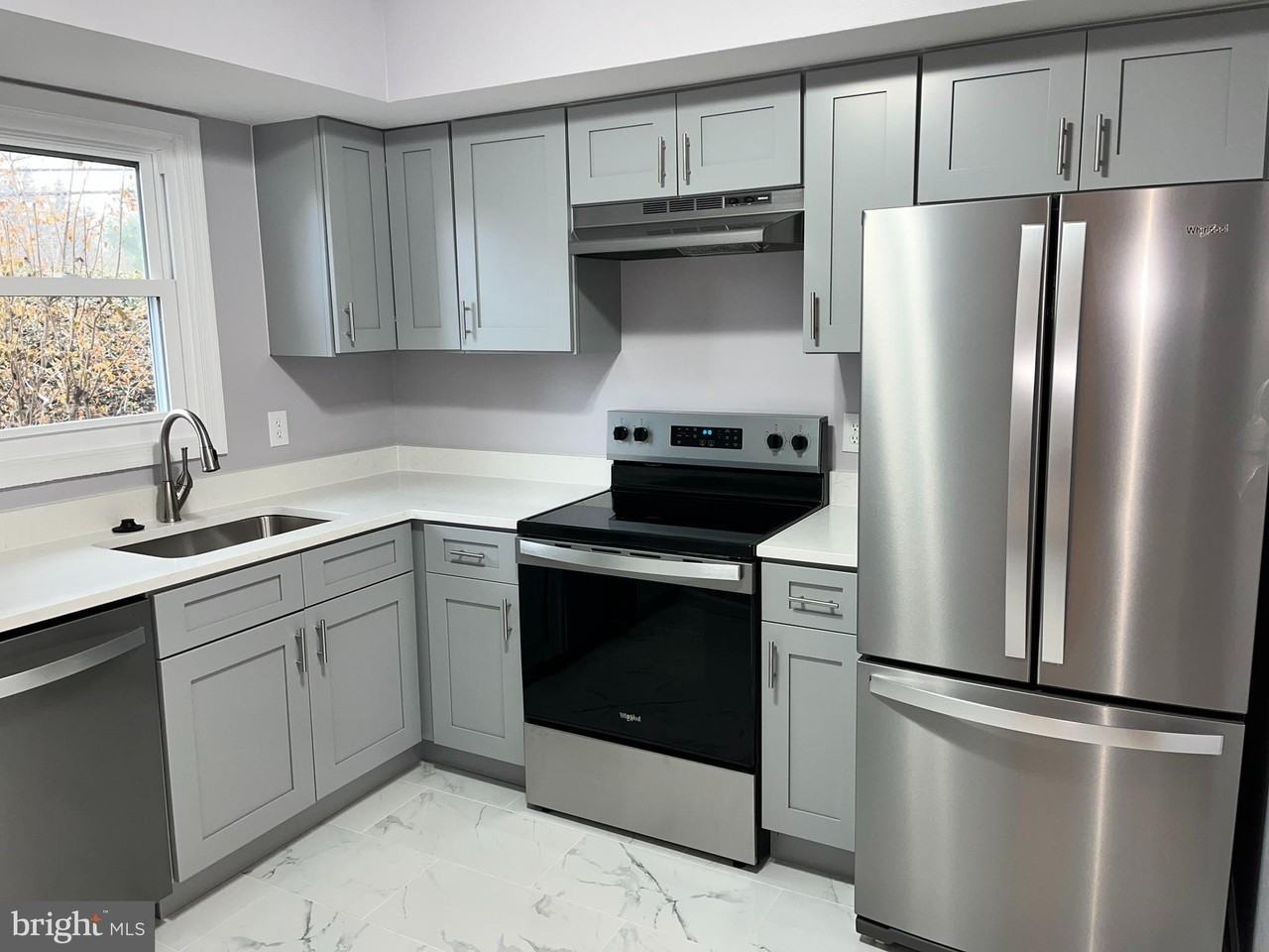 4562 Bogart Ct - Photo 2 of 16