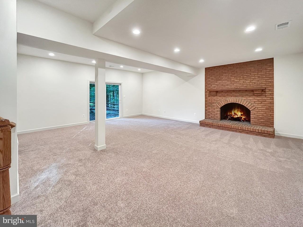 5704 Captain Jones Ct - Photo 7 of 34