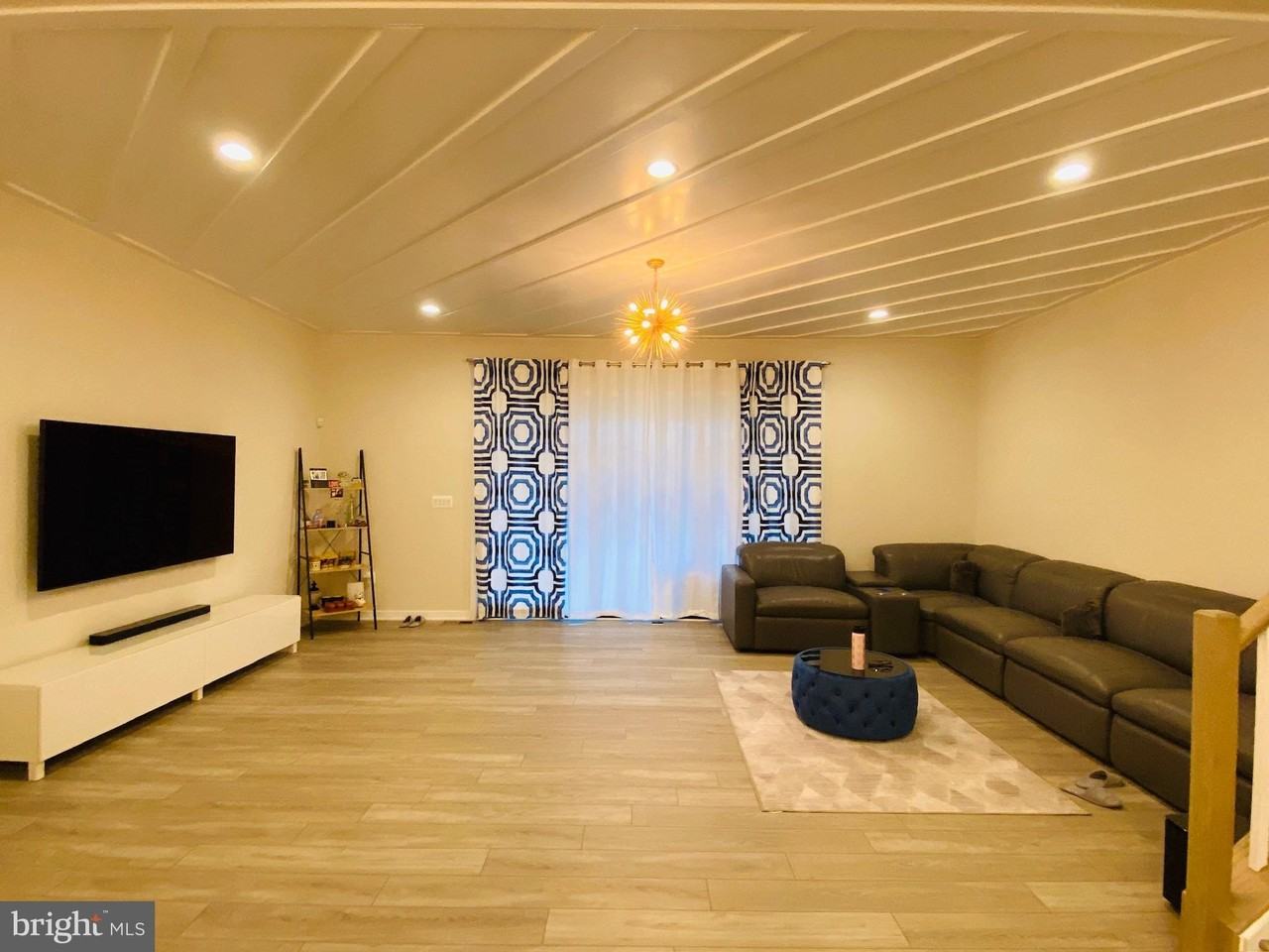 23603 Hopewell Manor Ter - Photo 2 of 45