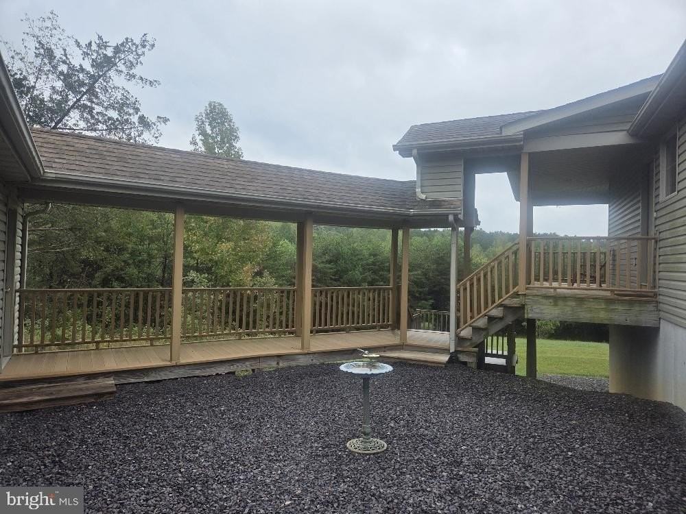 6209 Stubbs Cove Ln - Photo 6 of 33