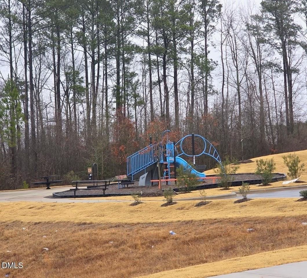 404 White Oak Garden Way - Photo 2 of 27