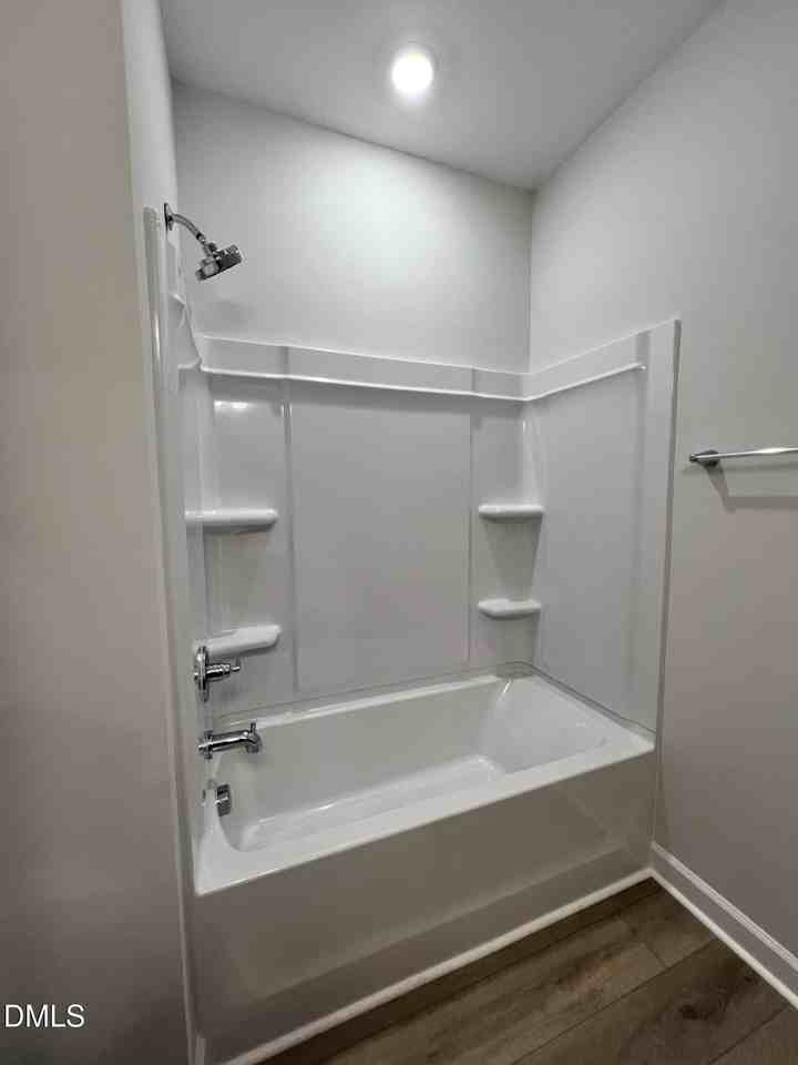 404 White Oak Garden Way - Photo 7 of 27