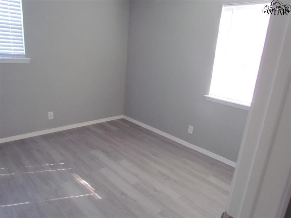 4103 Mustang St - Photo 3 of 8