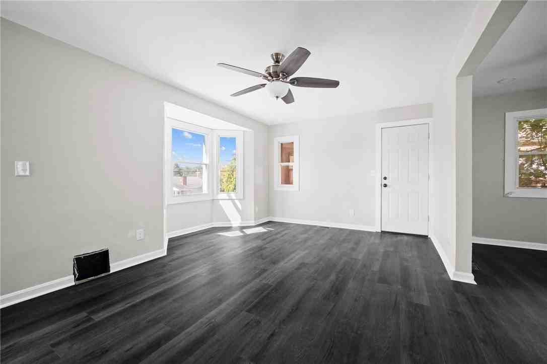 505 Wylie Ave - Photo 7 of 47